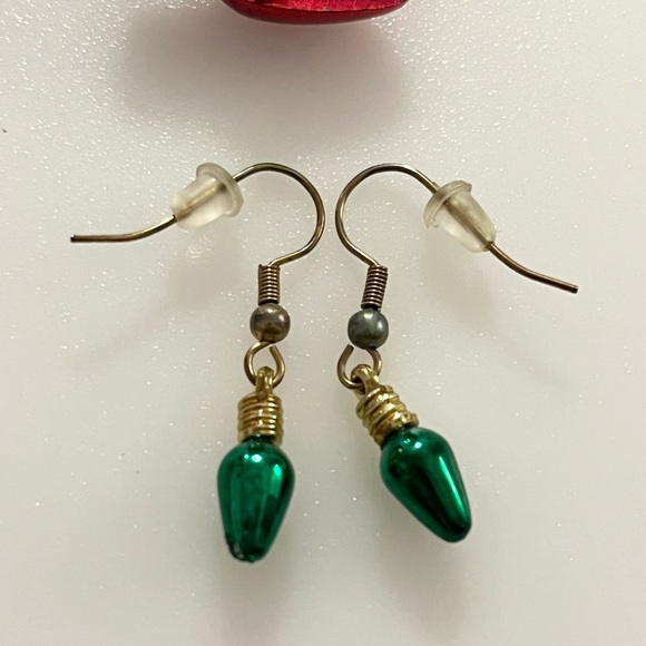 4 Vintage Sets of Holiday Christmas Jingle Bells Lights Dangle Drop Earrings - Picture 12 of 16